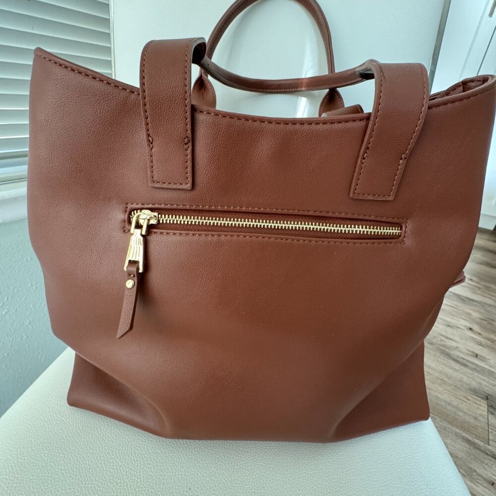 INC Handbag with Modern Chunky Chain Detail - Picture 11 of 13